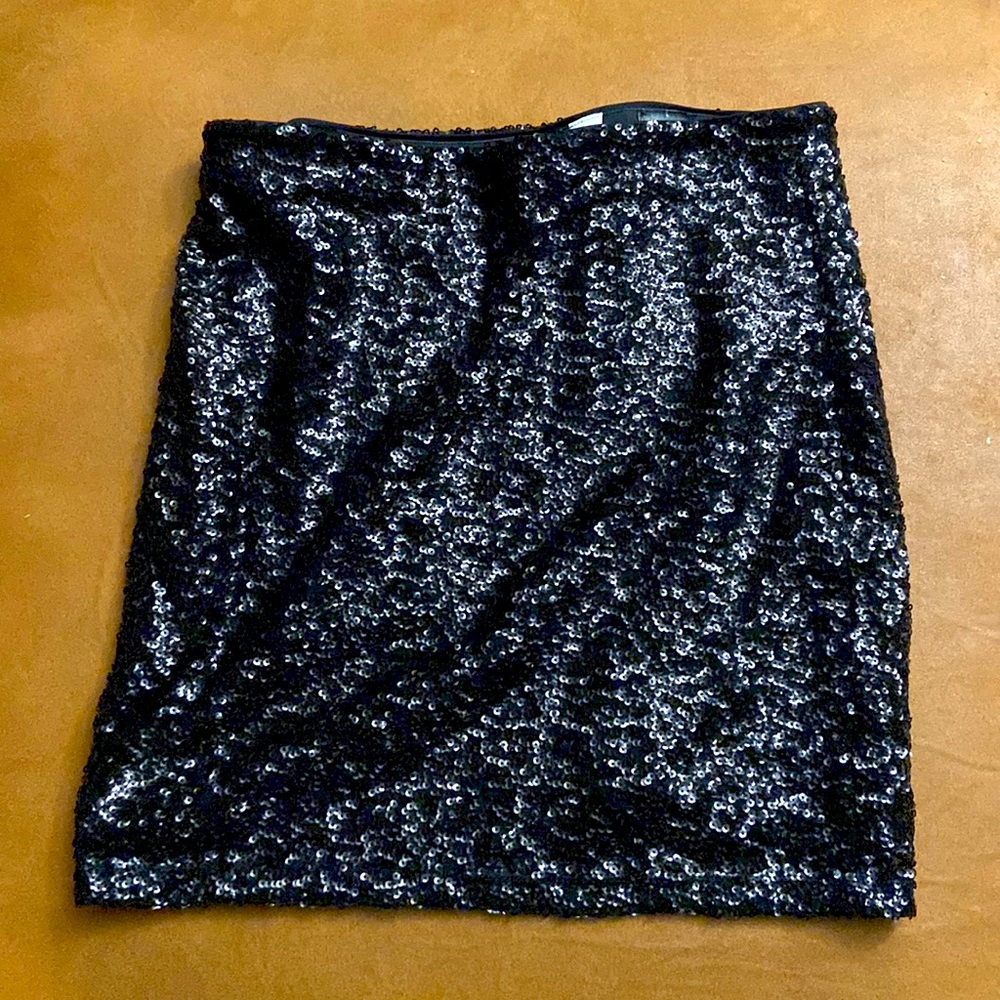 The sequined party skirt of your dreams! 💃